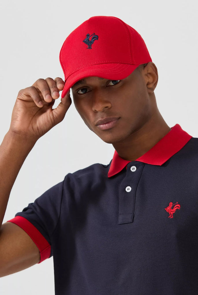 Marco Frank - Kaarle: Casquette Avec Logo de Coq Emblématique Brodé en Contraste - Rouge