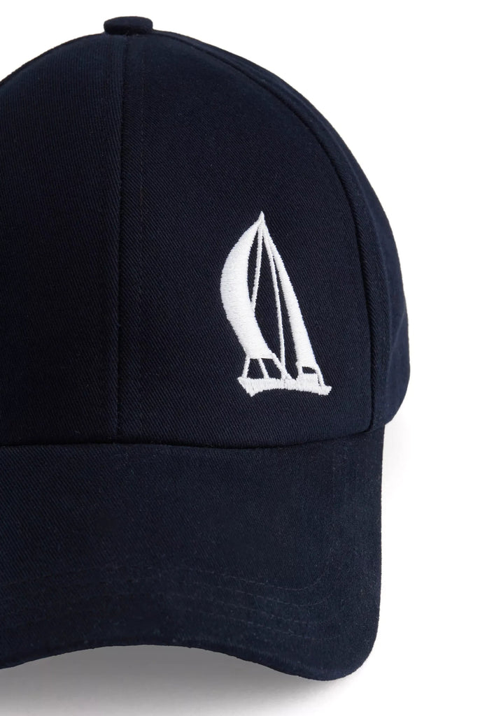 Marco Frank - Lenard: Casquette Avec Logo de Voile Brodé en Contraste - Bleu Marine