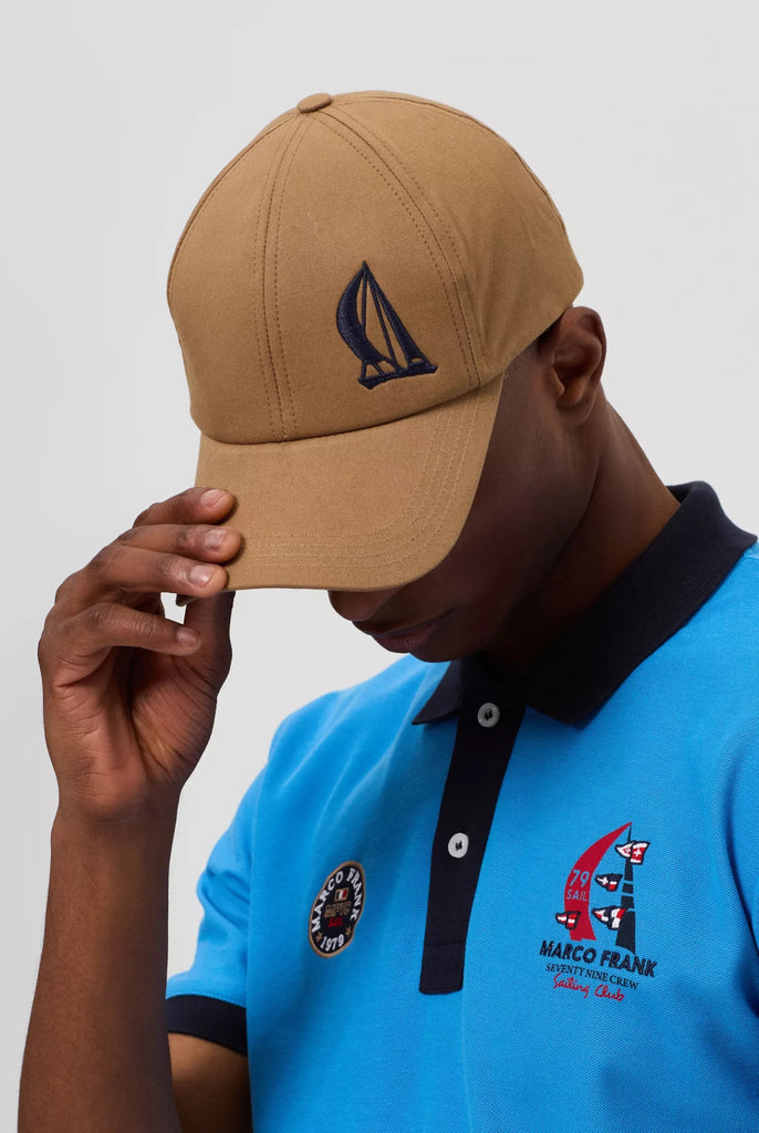 Marco Frank - Lenard: Casquette Avec Logo de Voile Brodé en Contraste - Brun