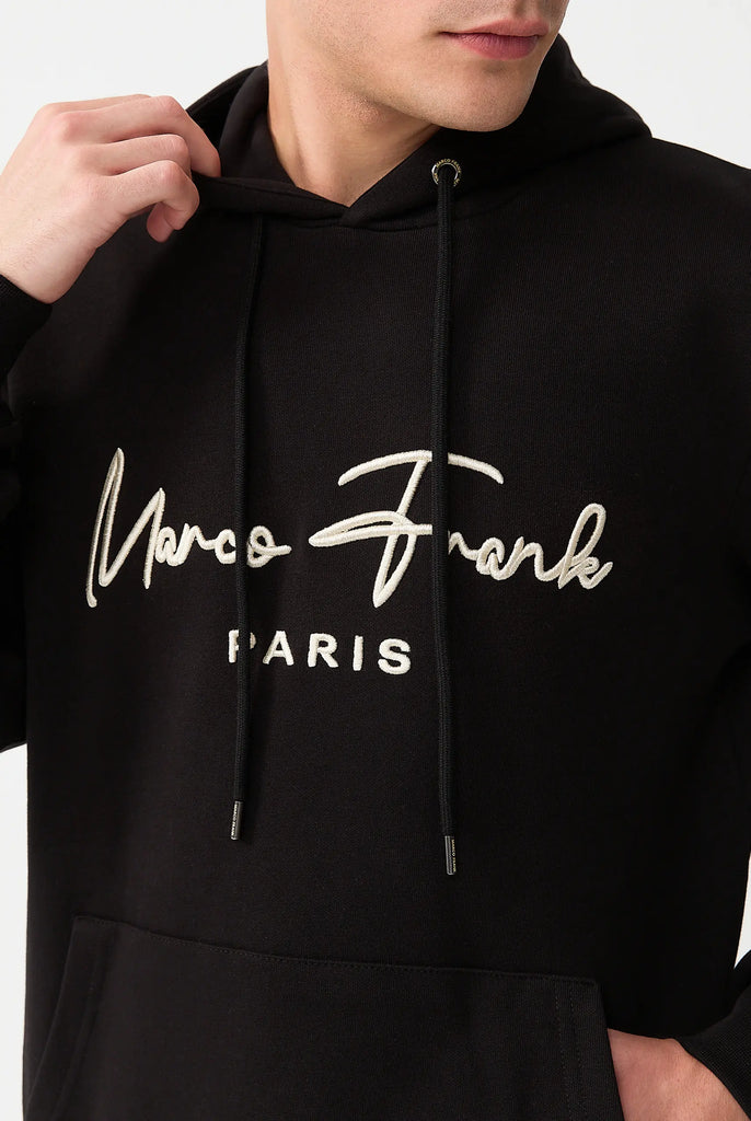 Marco Frank | Paris, France | Fontaine: Sweat Capuche Avec Logo Manuscrit Brodé - Noir