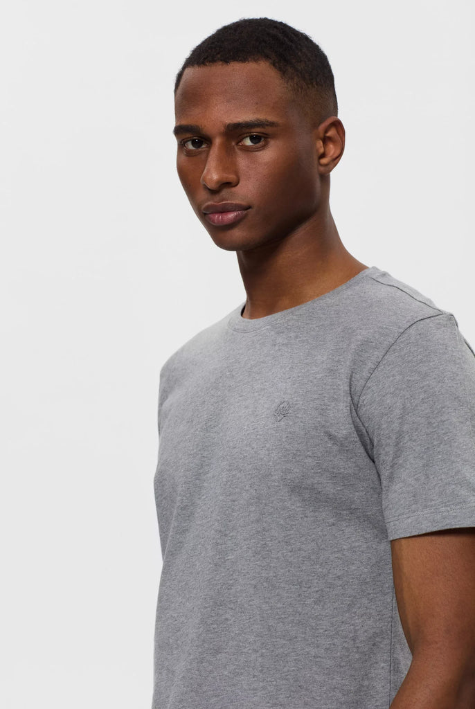 Marco Frank - Marceau: T-shirt Avec Écusson Logo en Silicone Ton Sur Ton - Gris